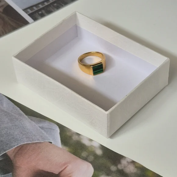 18kt GP Ring - Picture 8 of 8